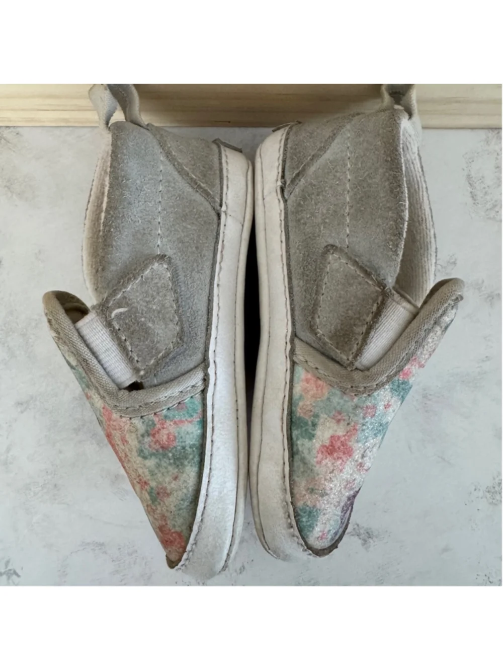 Girls Vans Off the Wall Mermaid Glitter Slip-On Shoes Size 4 Infant Gray